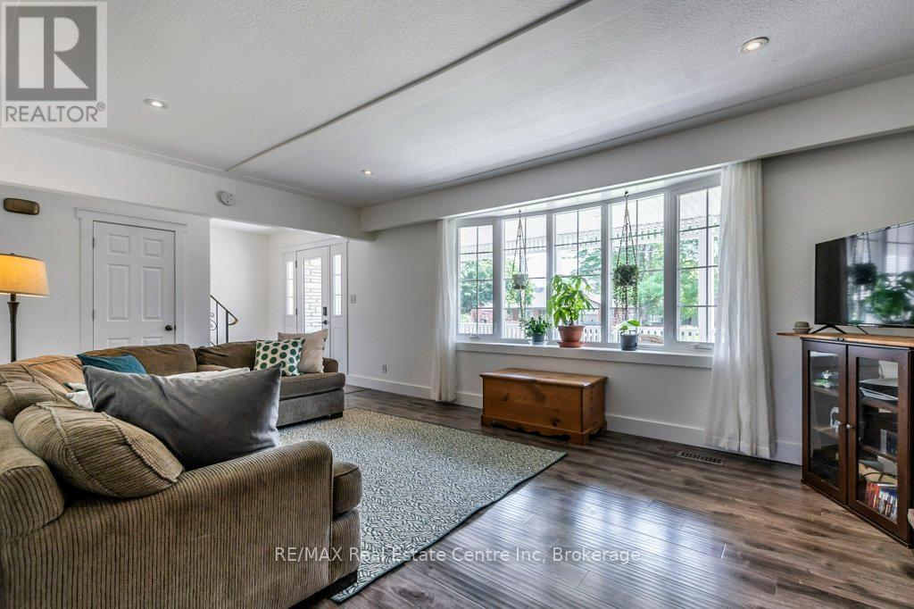42 WESTMINSTER AVENUE