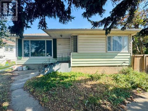 537 23 Street S Lethbridge AB T1J3M9