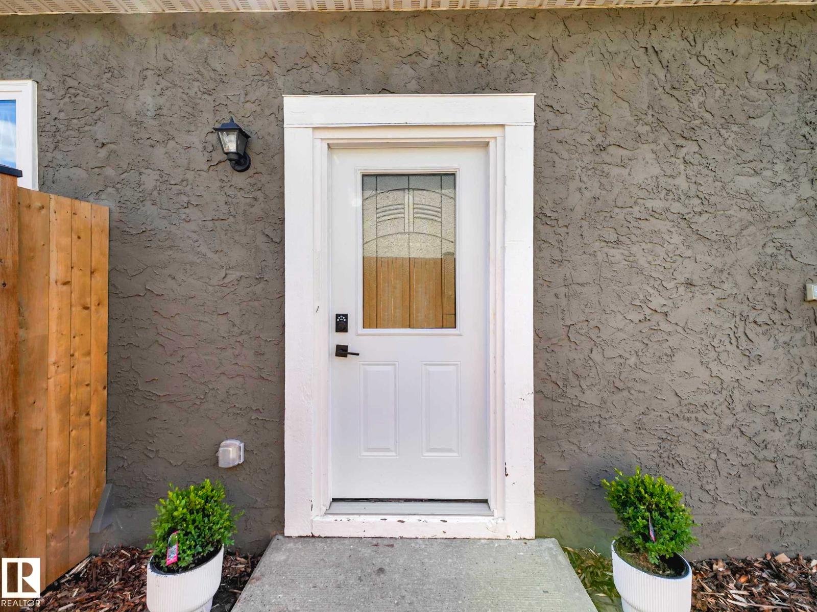 4115 41 AV NW