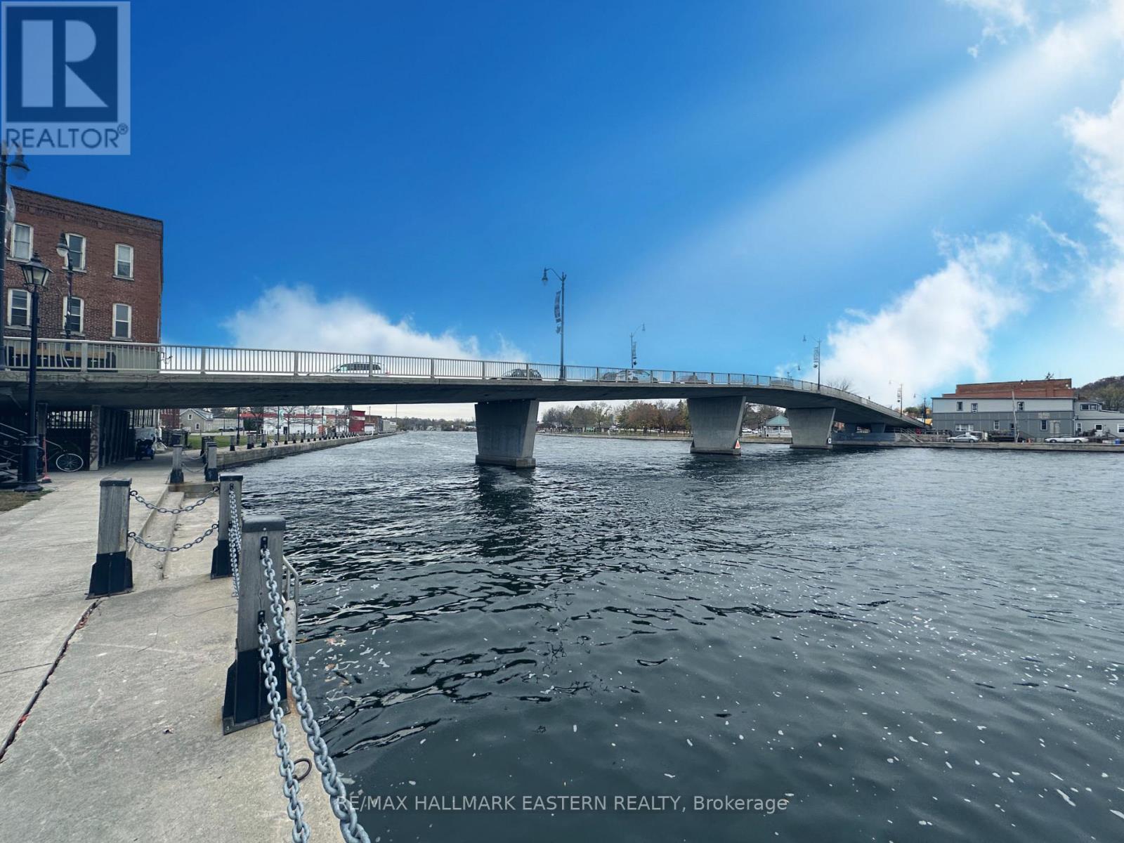 A - 2 FRONT STREET N