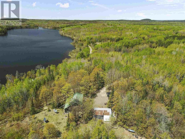 351 Lake Hope RD