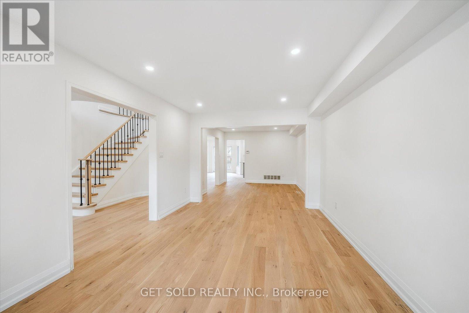 27 EDENBRIDGE DRIVE