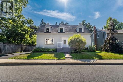 55 WELLINGTON Street S Dundas ON L9H3G3