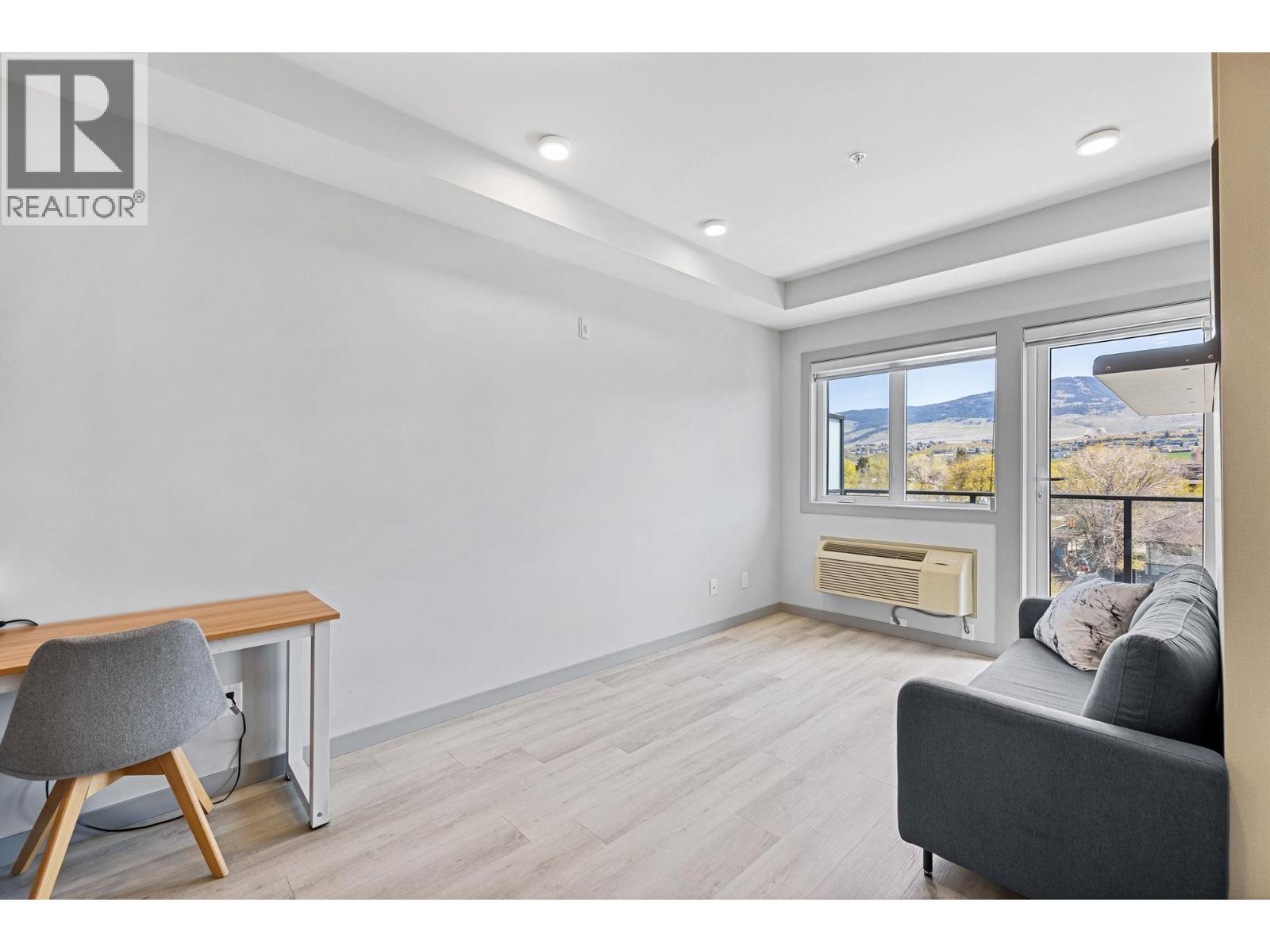 345 Dougall Road N Unit# 320