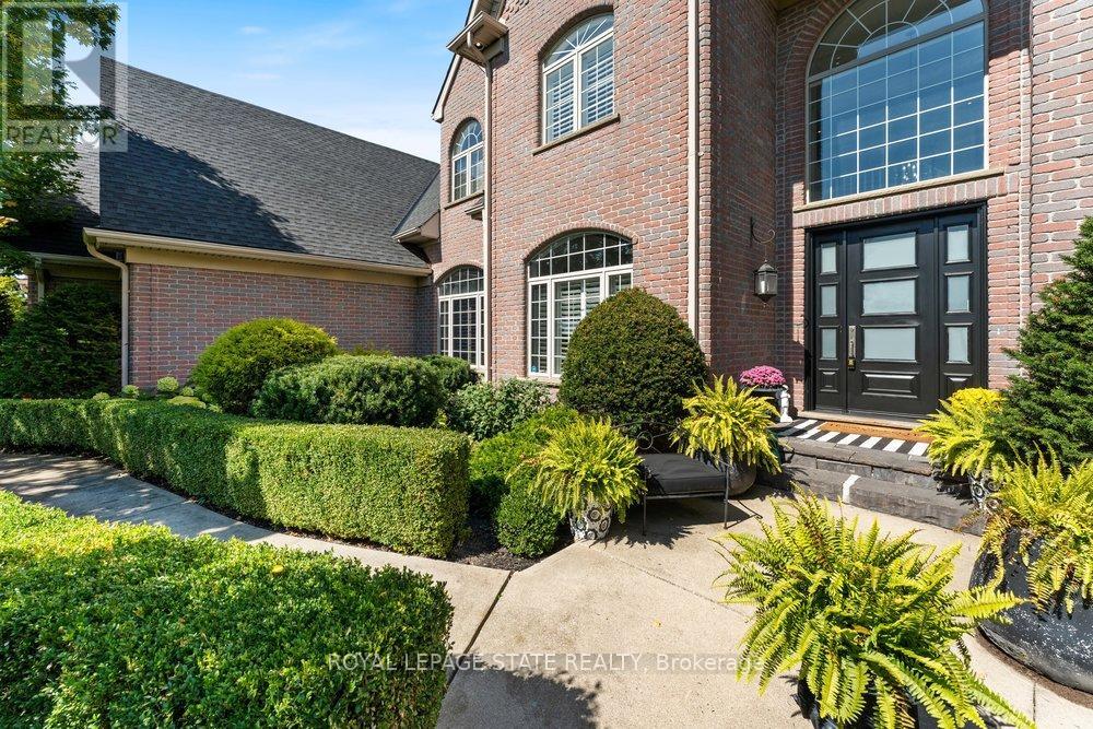 1467 BOOK ROAD W