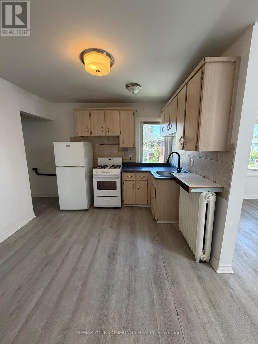 2ND FLOOR - 127 MORRISON AVENUE