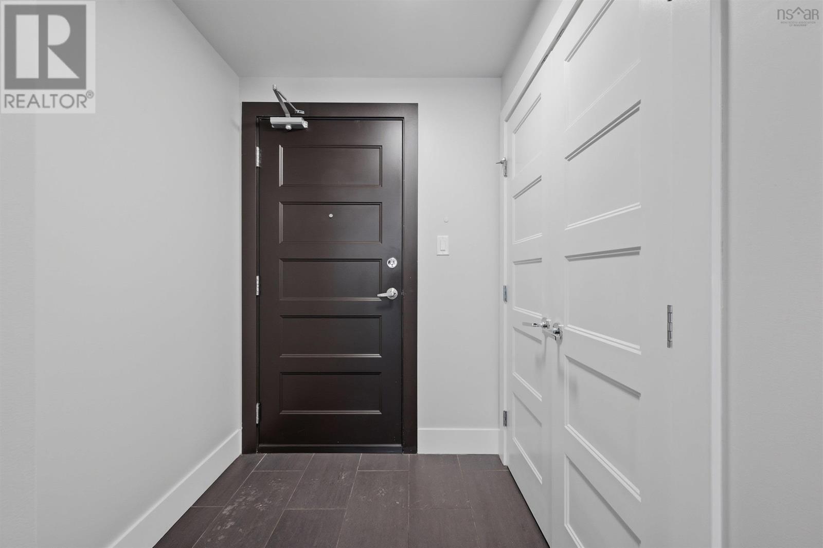 806 15 Kings Wharf Place