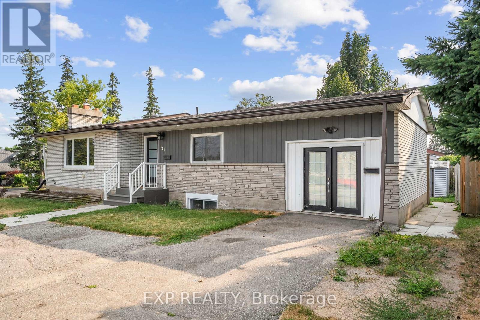 143 WESTMOUNT DRIVE N