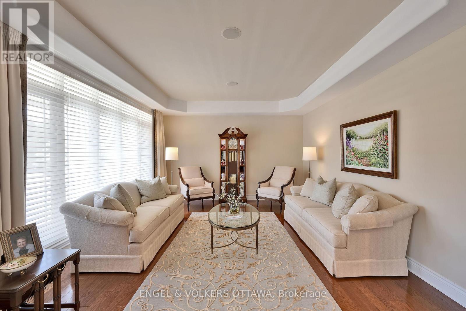 18 FORESTGROVE DRIVE