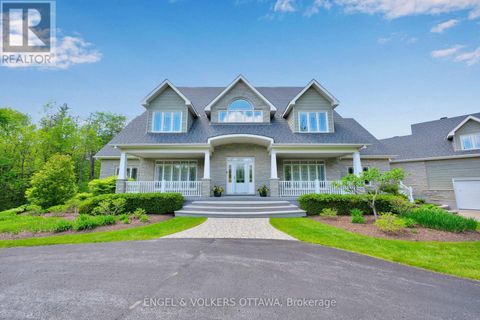 18 FORESTGROVE DRIVE Ottawa ON K2S1V2