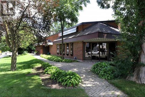 1654 LAKESHORE ROAD W Mississauga (Clarkson) ON L5J1J3
