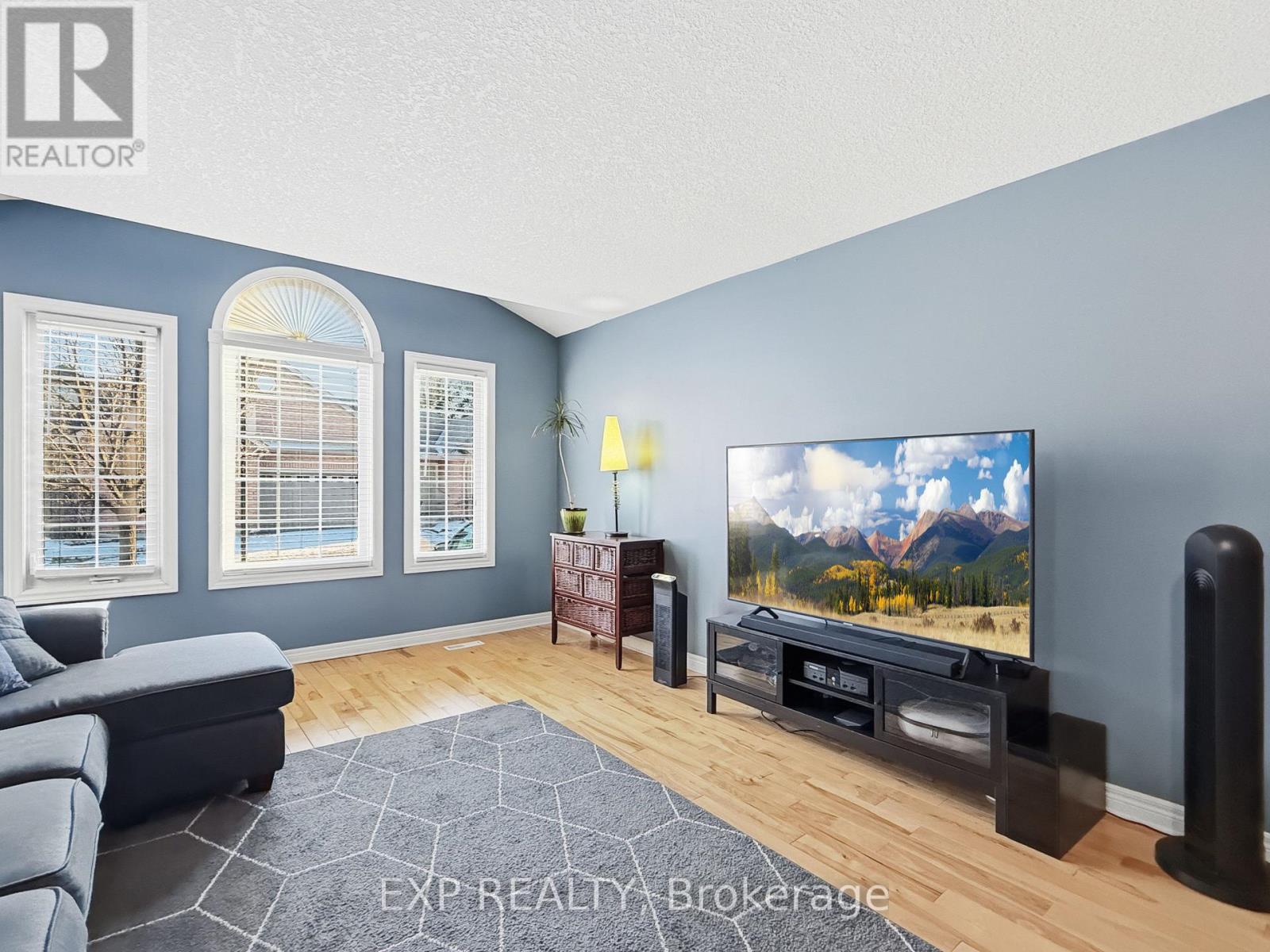 7 - 638 WHARNCLIFFE ROAD S