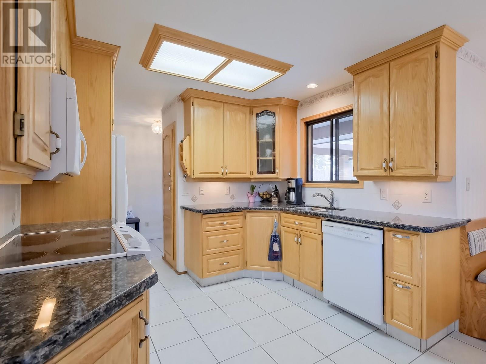 105 Spruce Road