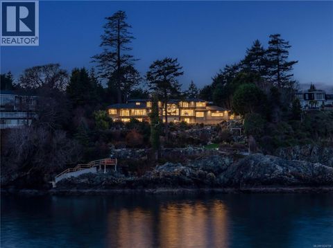 4325 Gordon Head Rd Saanich BC V8N3Y7