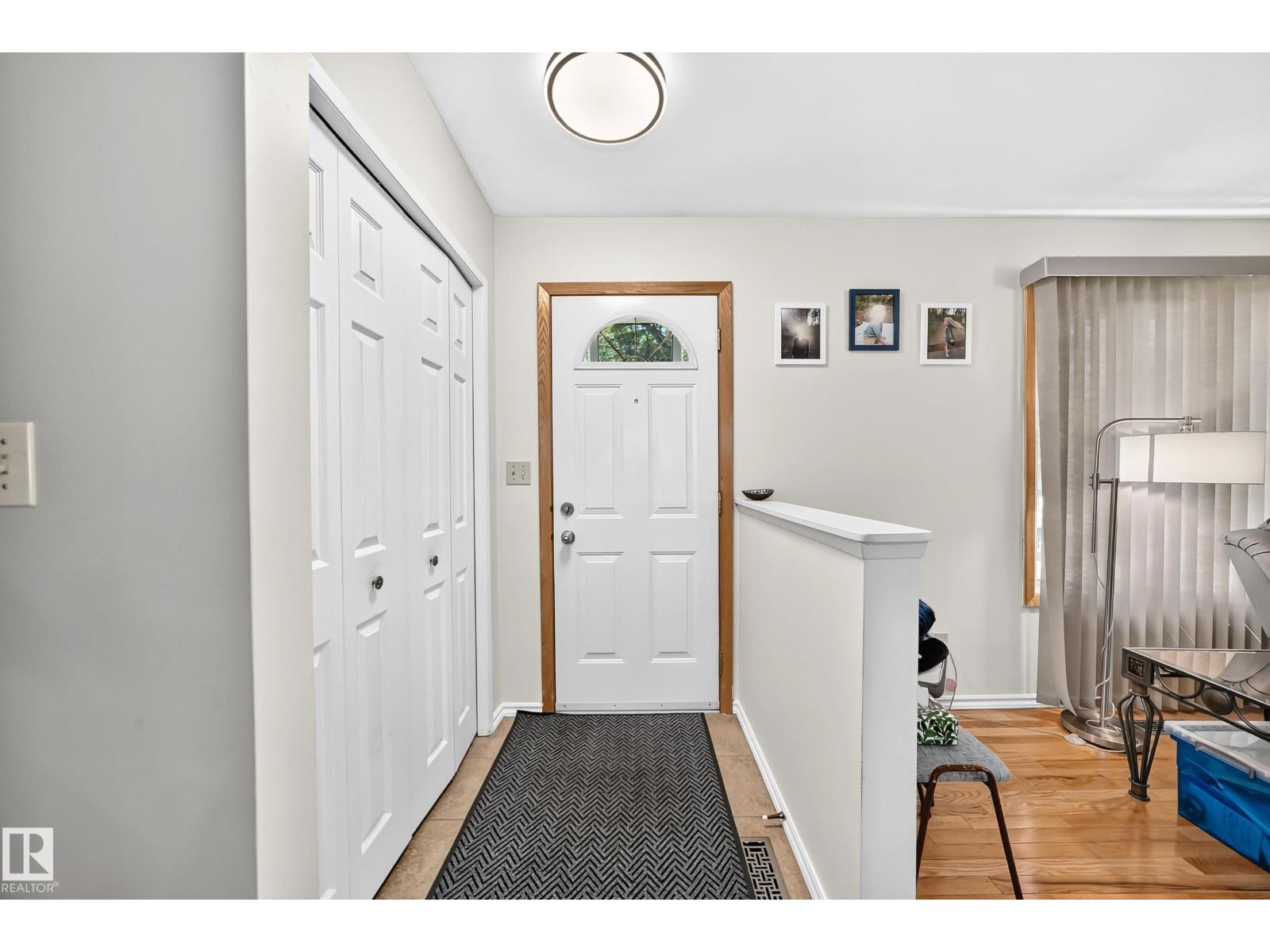 11708 138 AV NW NW
