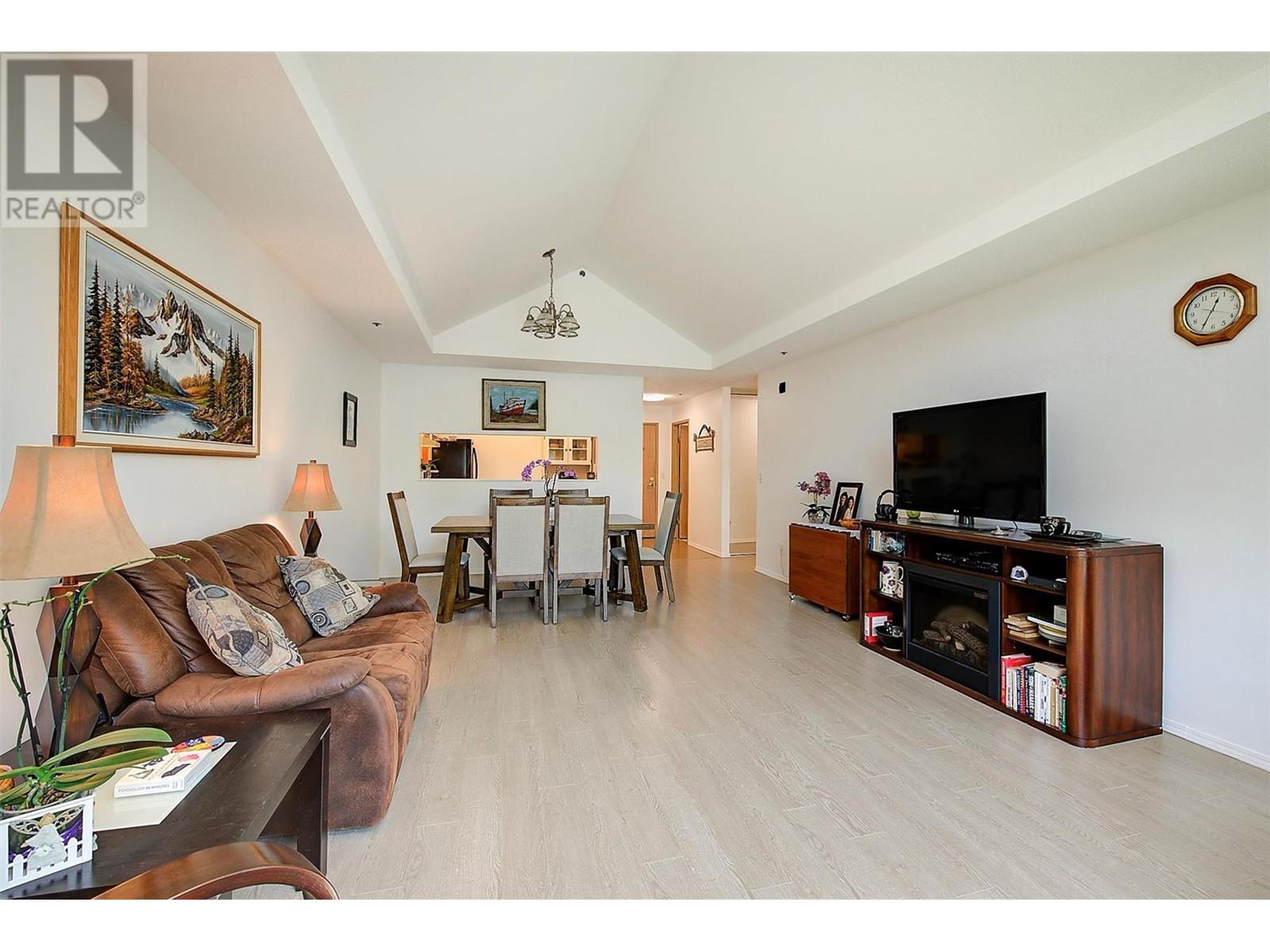 1045 Sutherland Avenue Unit# 334