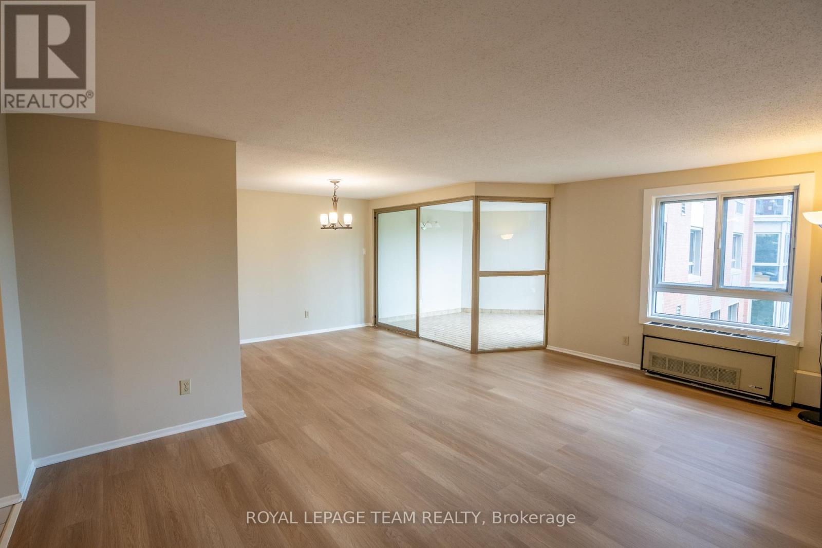 401 - 960 TERON ROAD