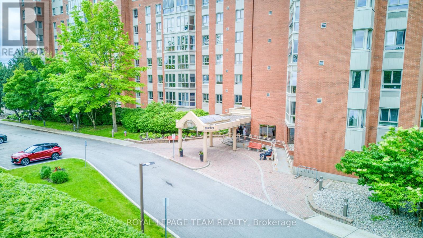 401 - 960 TERON ROAD