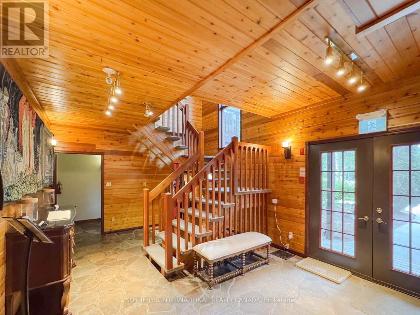 2004 BAY LAKE ROAD