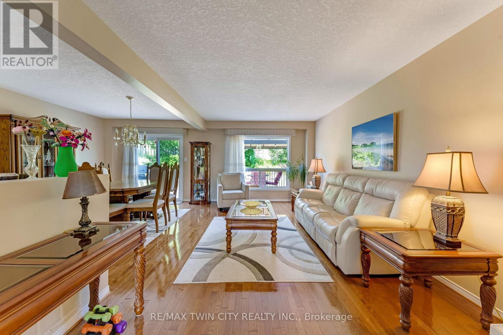 42 BRIARMEADOW CRESCENT