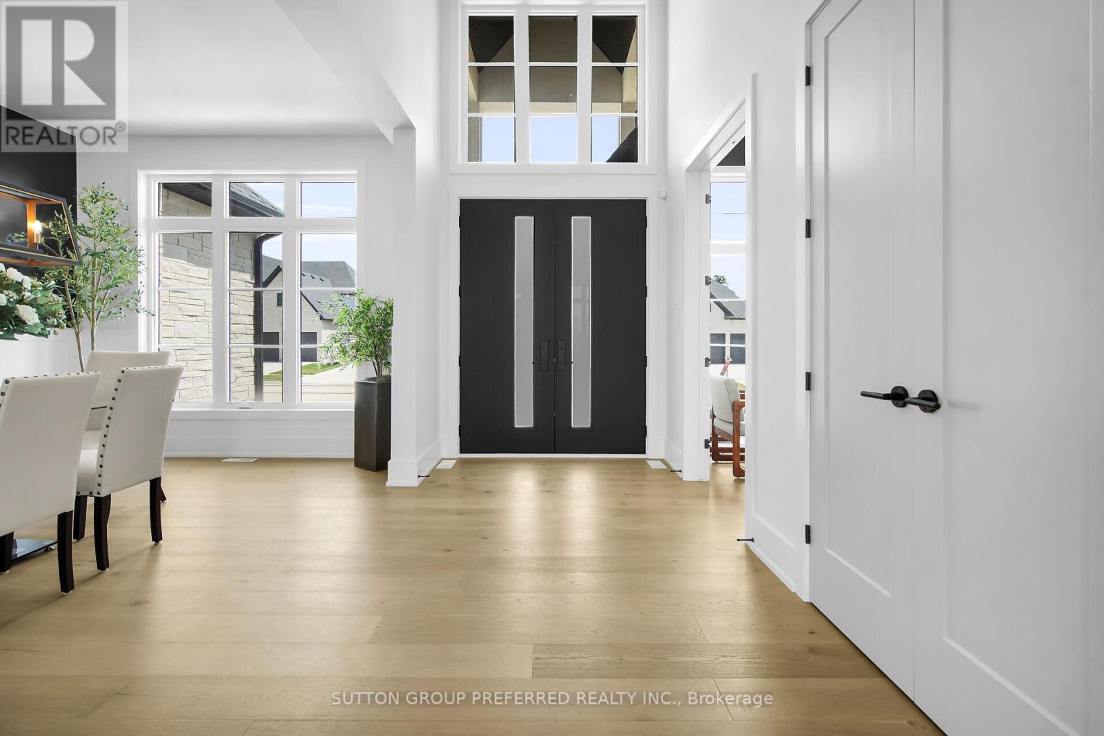 868 EAGLETRACE DRIVE