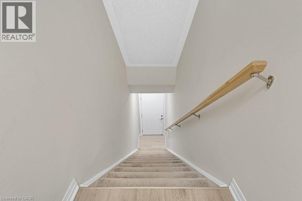 25 ISHERWOOD Avenue Unit# 68