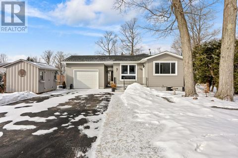 7 SALKELD STREET Goderich (Goderich (Town)) ON N7A3X8