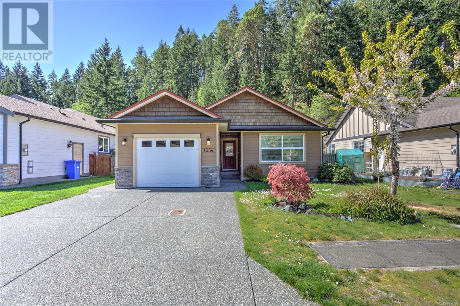 1054 Fitzgerald Rd