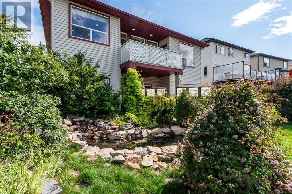 49 Arbour Crest Heights NW