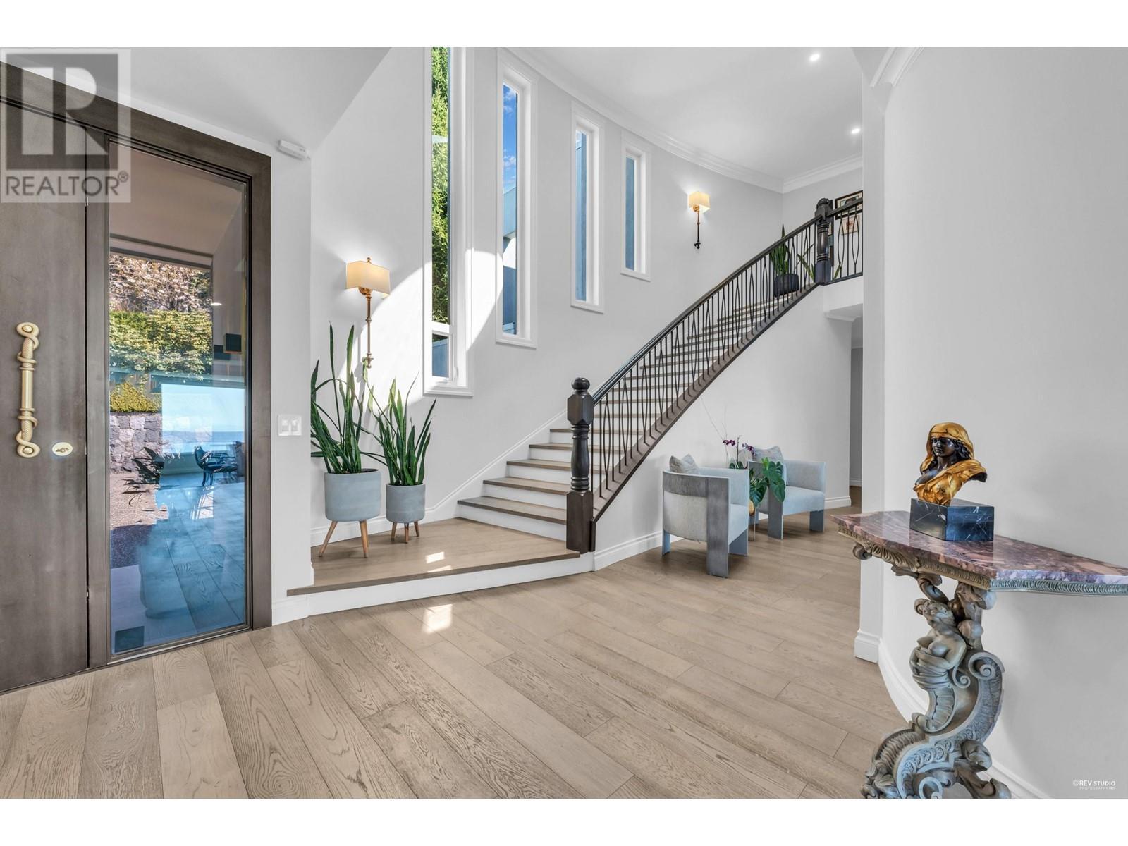 1439 CHIPPENDALE ROAD