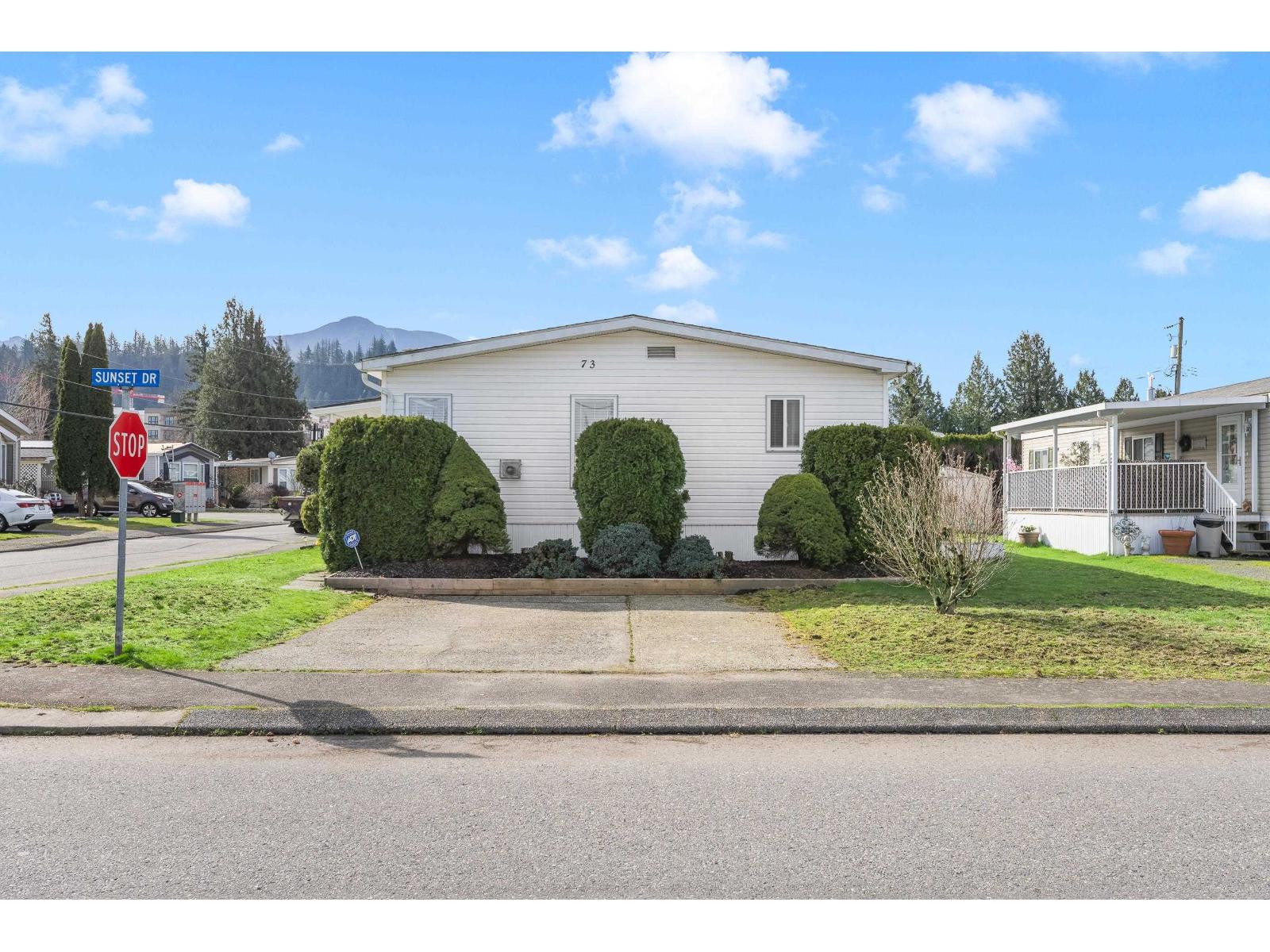 73 6338 VEDDER ROAD|Sardis South