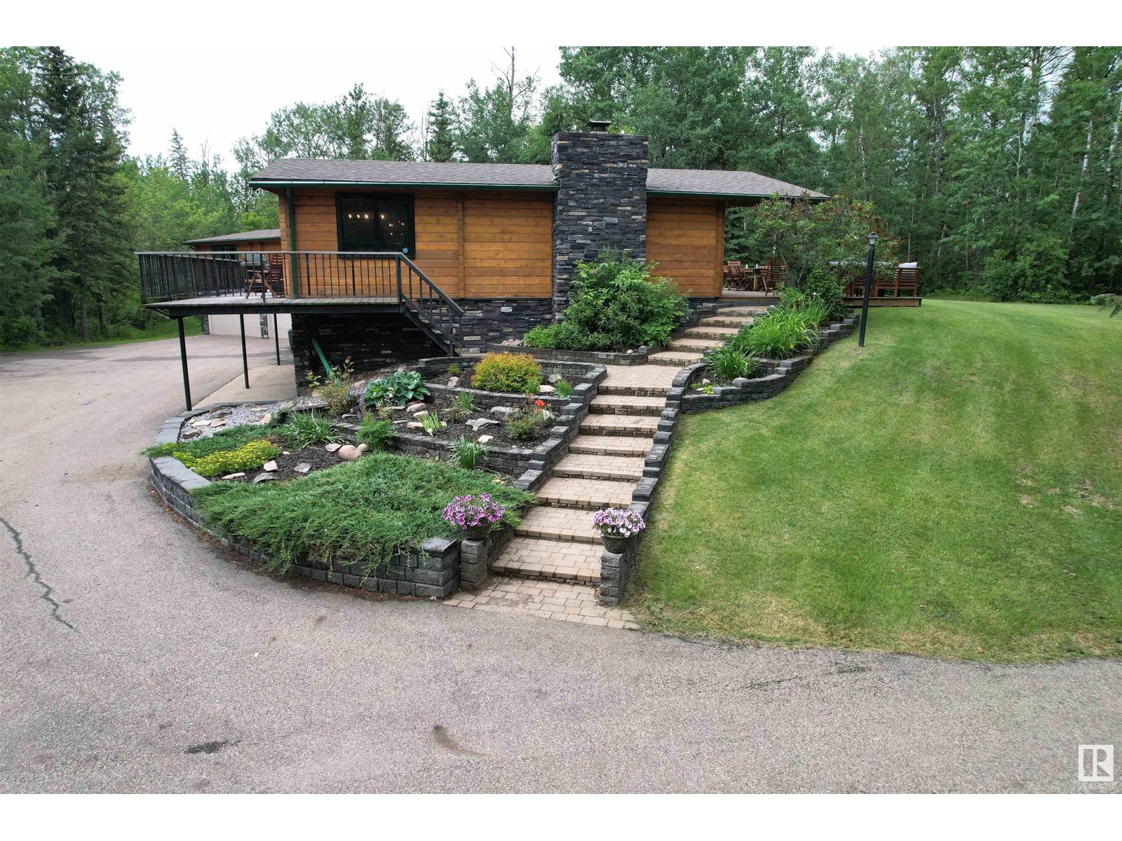218 52148 RGE ROAD 231
