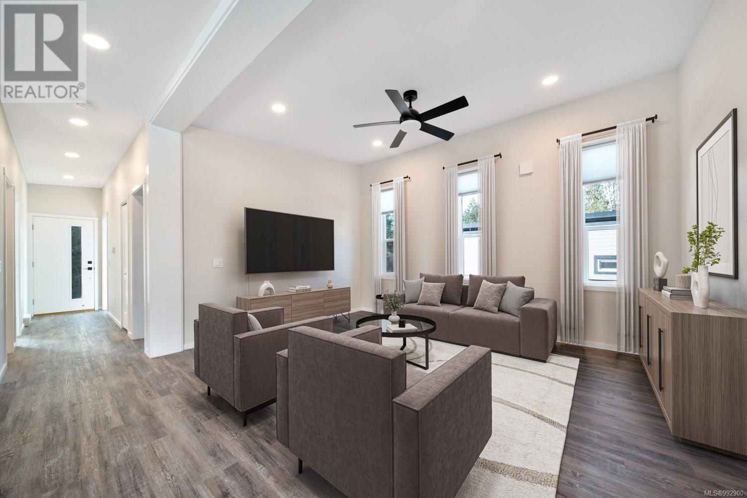 104 3499 Henry Rd