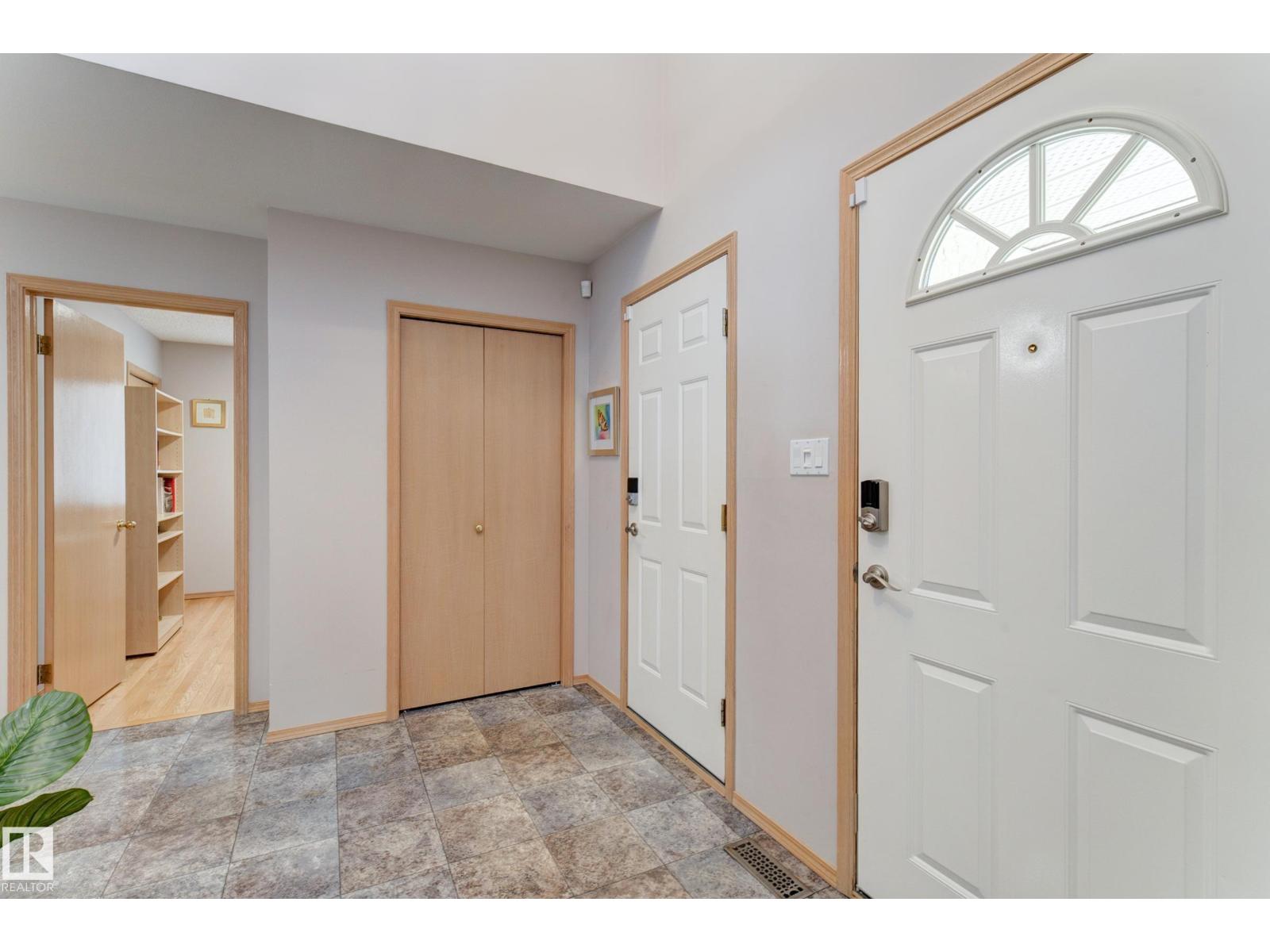 1108 112A ST NW