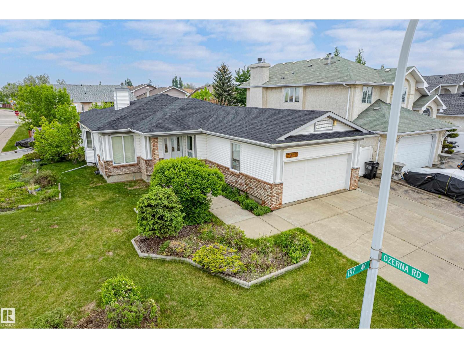 7020 157 AV NW