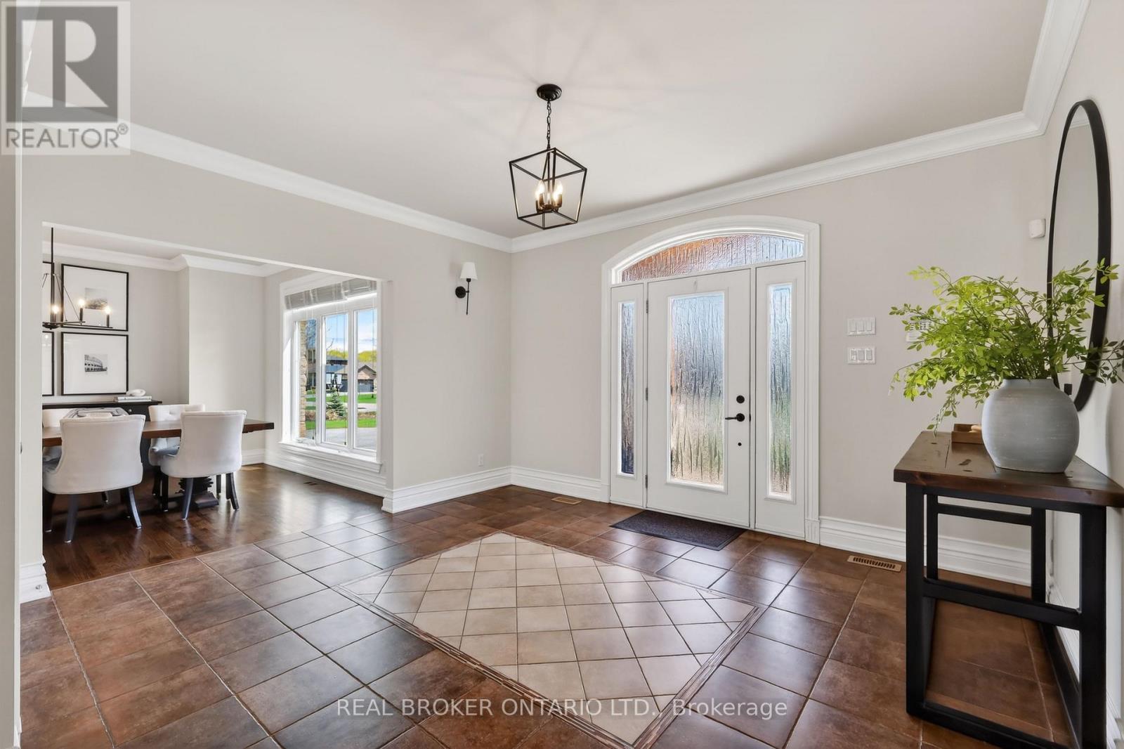 465 LOCKMASTER CRESCENT