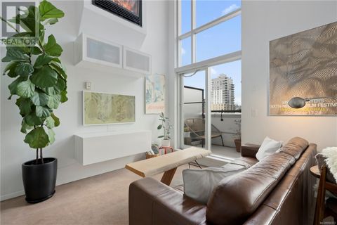 403 932 Johnson St Victoria BC V8V3N4