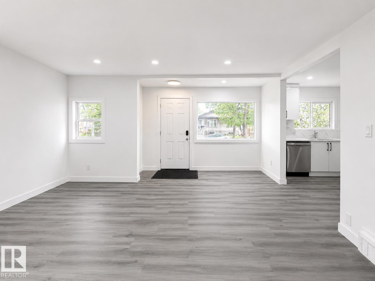 12746 116 ST NW