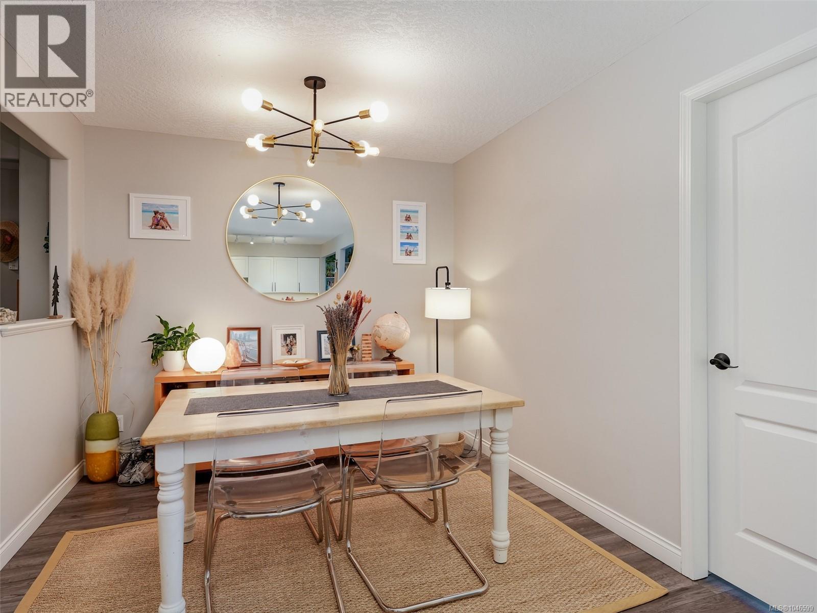 206 1258 Esquimalt Rd