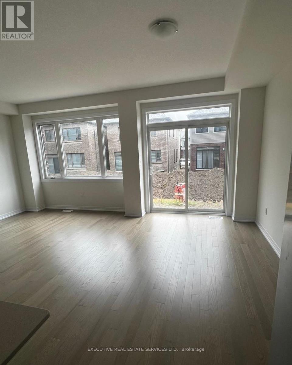 16 - 15 BLACKLOCK STREET