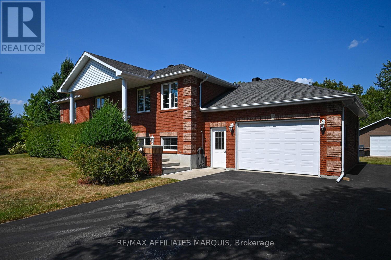 156 BAY ROAD