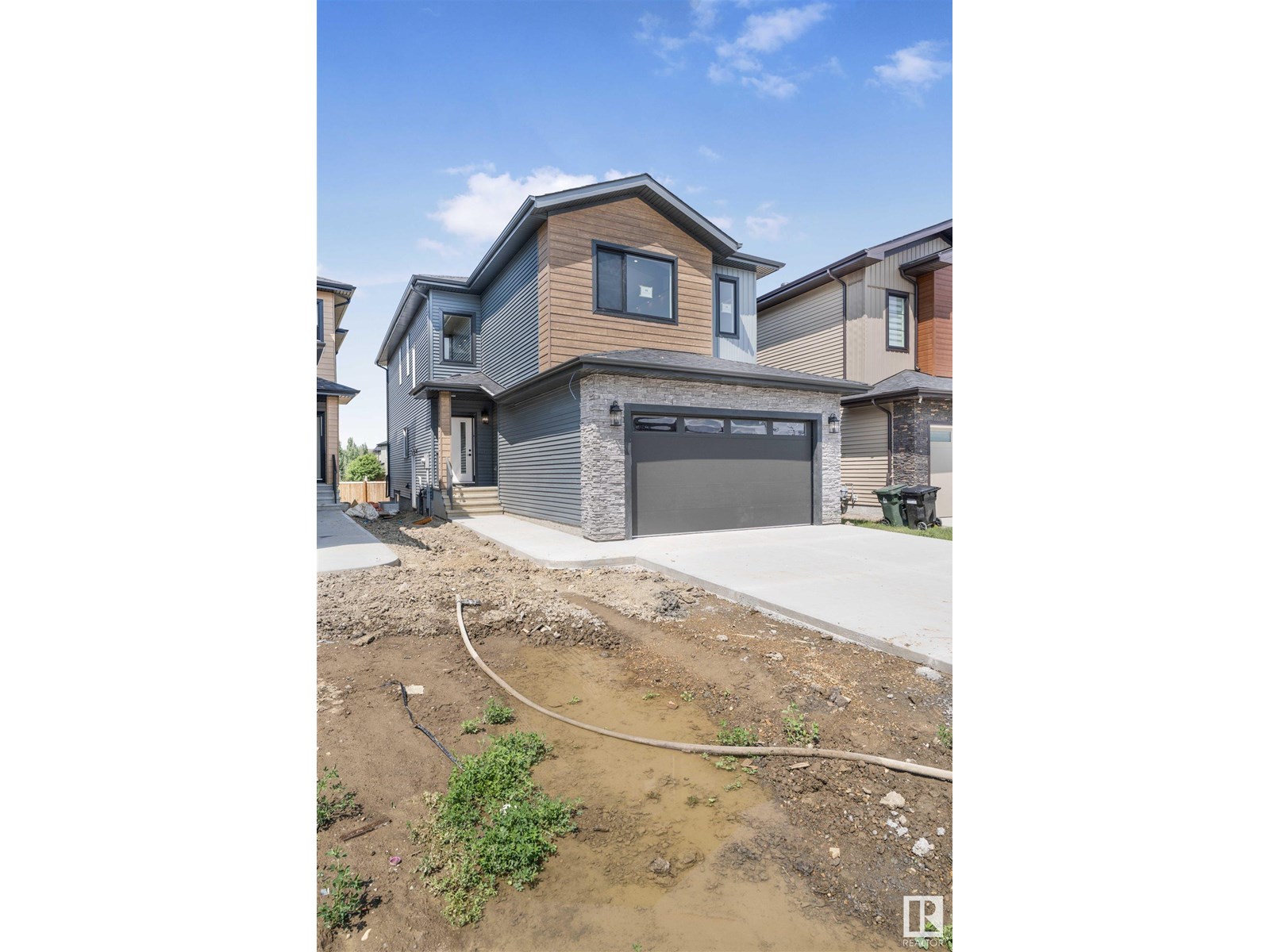 48 GRASSVIEW CR