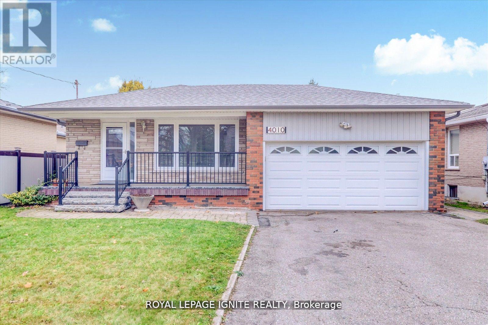 Photo 1 of 18 — BSMT - 4010 ELLESMERE ROAD Unit Bsmt, Toronto (Highland Creek), ON M1C1J2