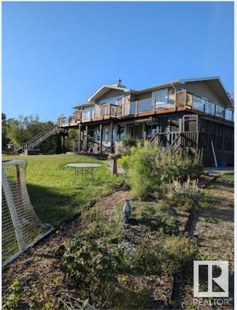 52073 HWY 21 Rural Strathcona County AB T8B1J4