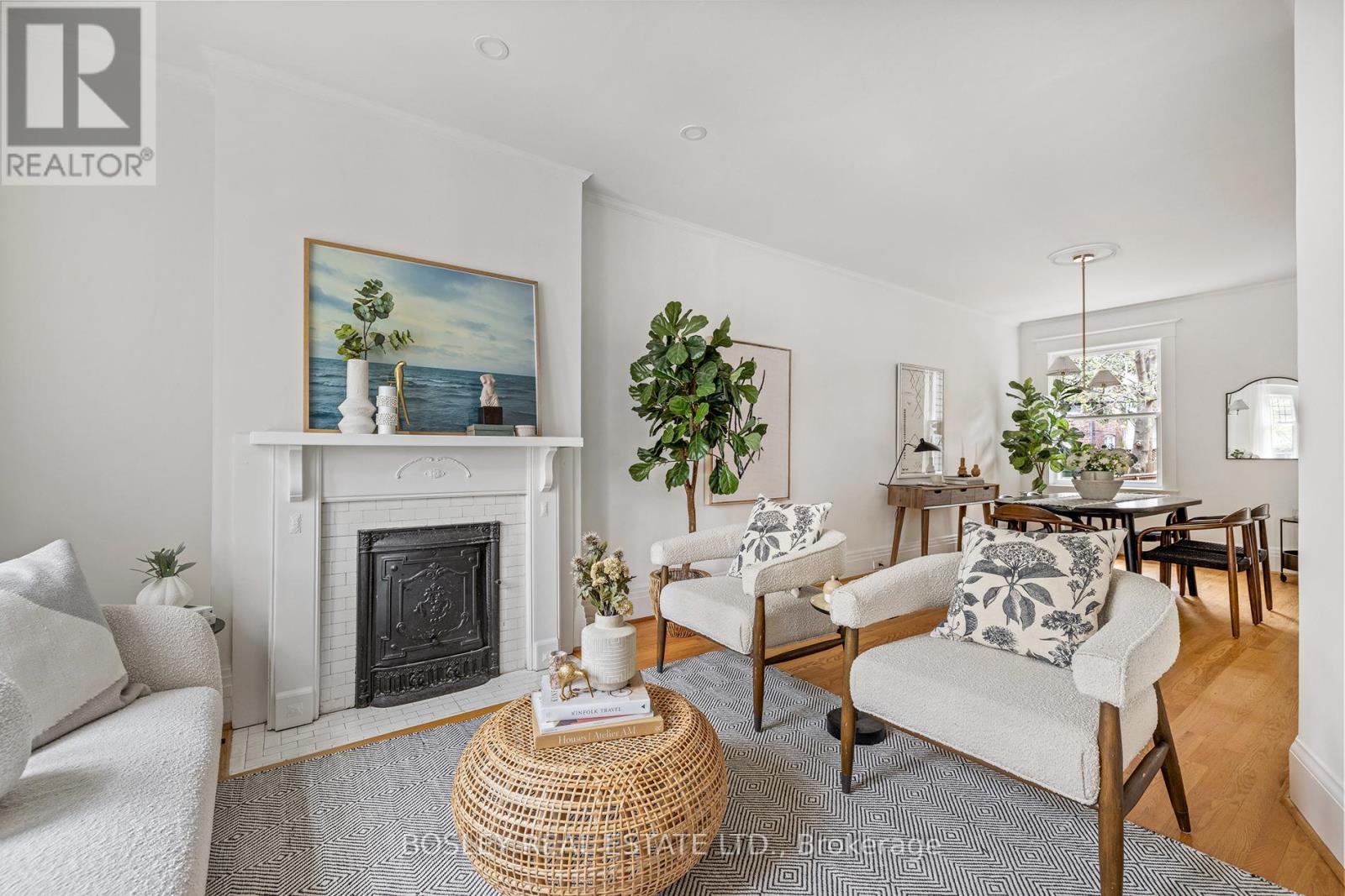 10 LINCOLN AVENUE
