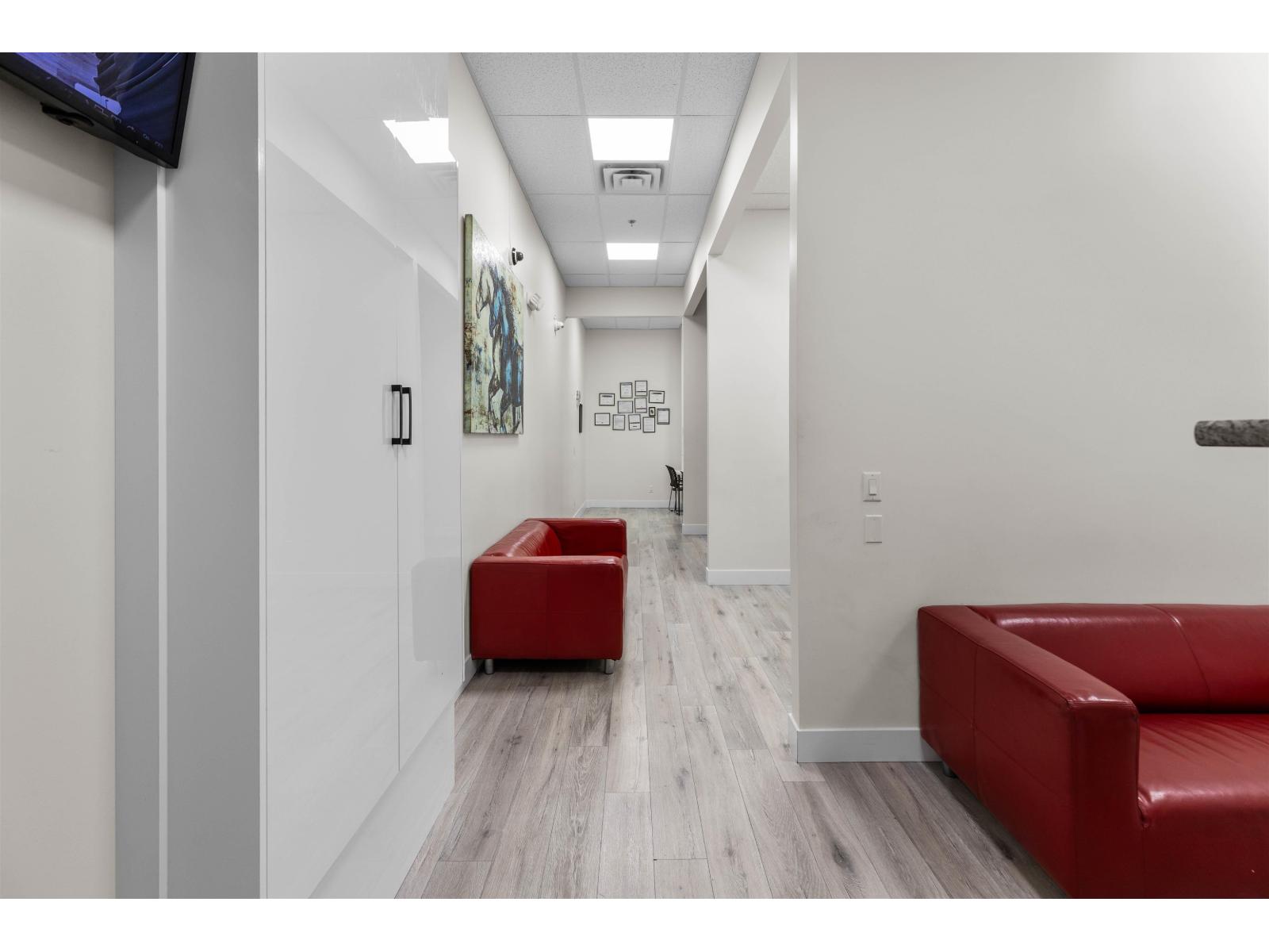 205 1779 CLEARBROOK ROAD