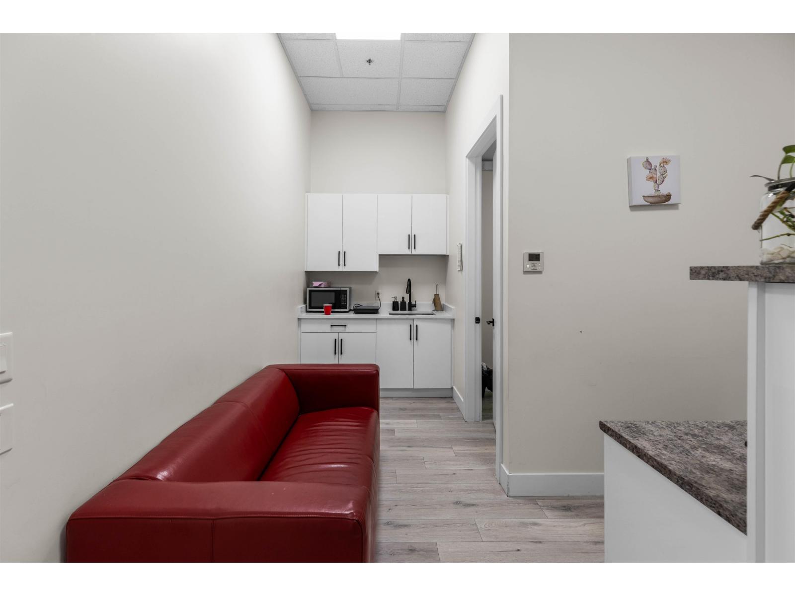 205 1779 CLEARBROOK ROAD