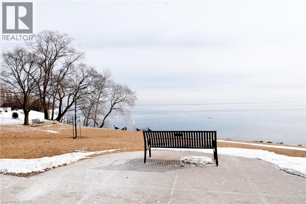 5250 LAKESHORE Road Unit# 1708