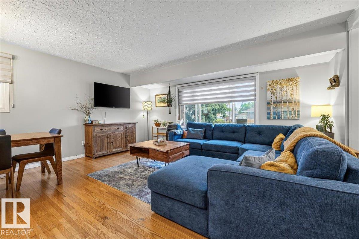 5903 102 AV NW NW
