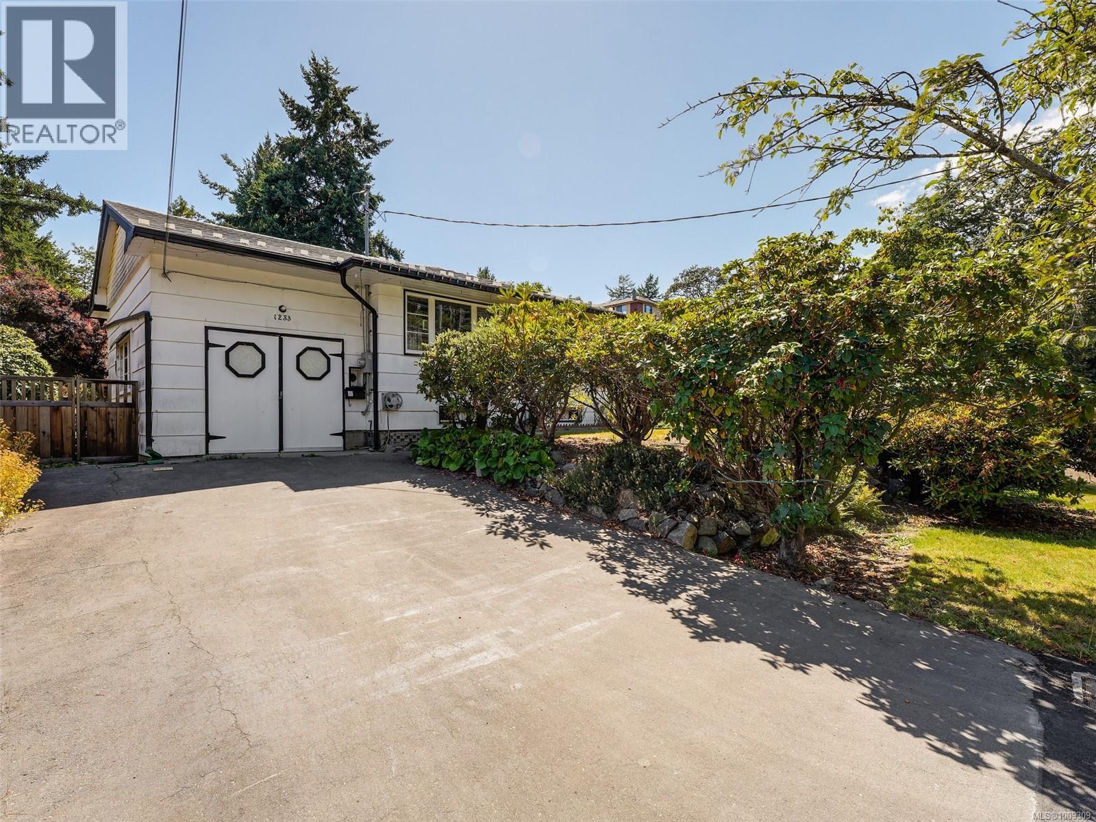 1233 Tattersall Dr